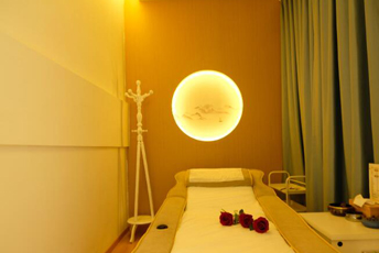 上海松江区日式指压的寂静美学：在按压中听见雪落的声音